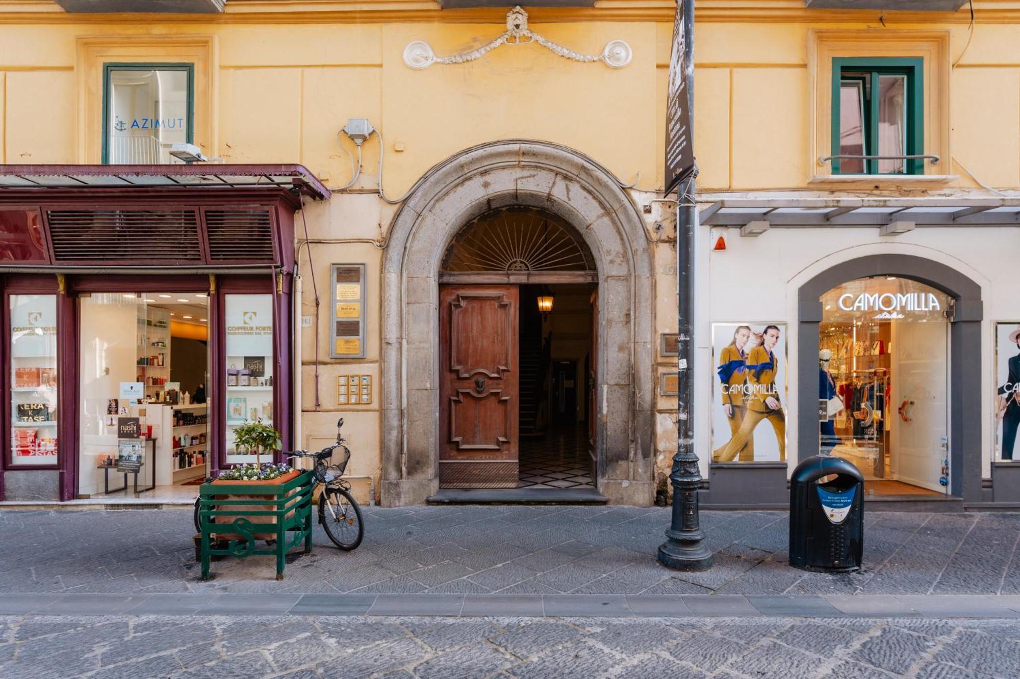 Piazza Tasso Suite Сорренто Екстер'єр фото